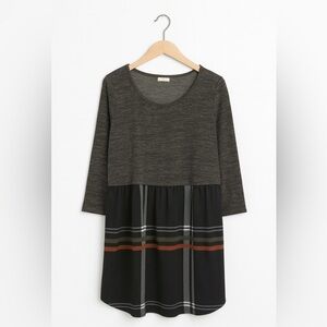 egs California New No Tags Size Medium Pull-On Dress Gray Top and Plaid Bottom.